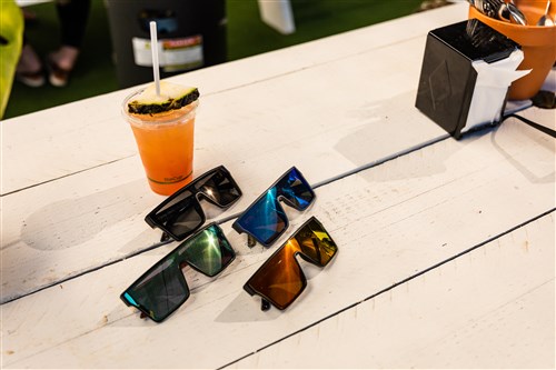 XCL LOOSE CANNON Mt Blk Gld